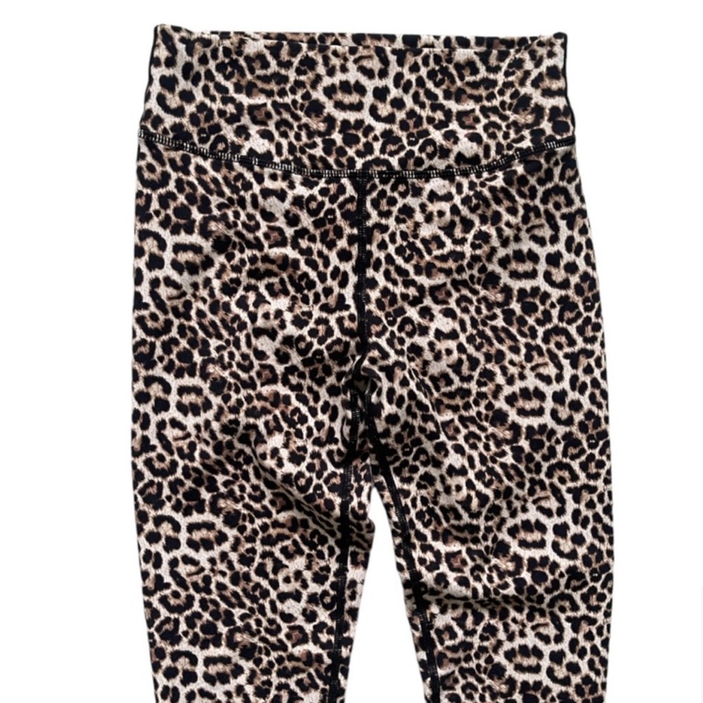 ZYIA Active Leopard Brilliant Scrunchy What Hi-Rise 7/8 Leggings - Picture 9 of 15